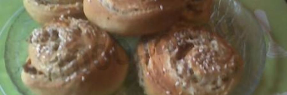 Аппетитные спиральные булочки с маком