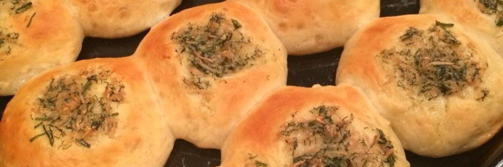 Ароматные чесночные булочки с зеленью