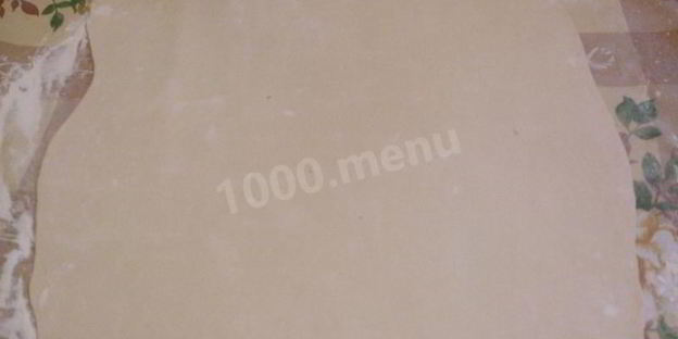 булочки из слоеного дрожжевого теста с сахаром