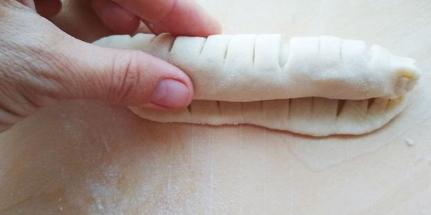 булочки с глазированными яблоками