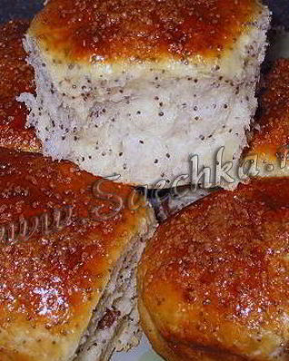 Булочки с маком и изюмом