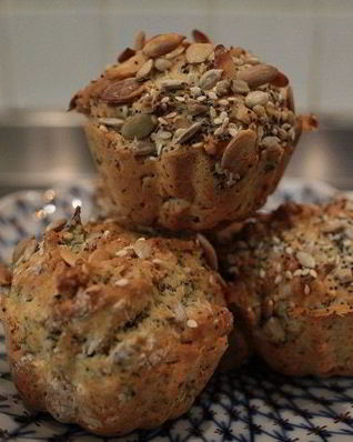 Булочки с семечками и зеленью