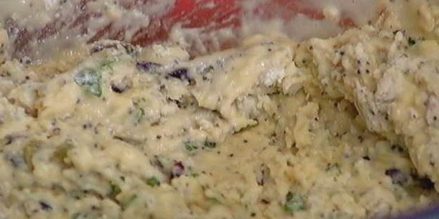 булочки с семечками и зеленью