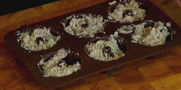 булочки с семечками и зеленью