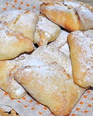 Булочки с творожной начинкой