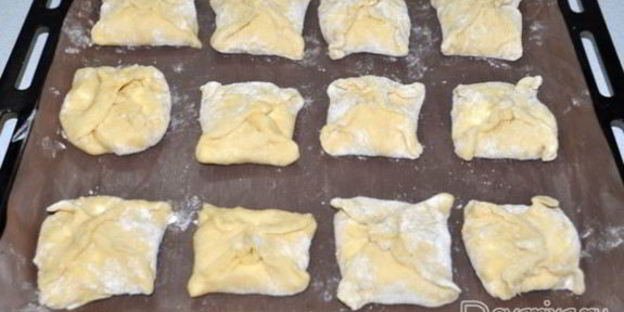 булочки с творожной начинкой