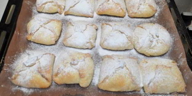 булочки с творожной начинкой