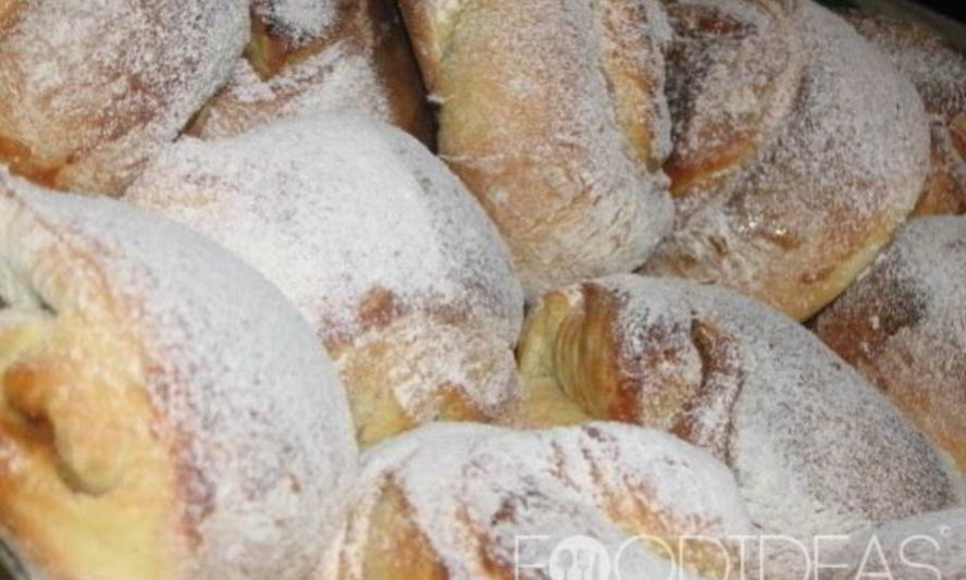 Рецепт булочек с вареной сгущенкой