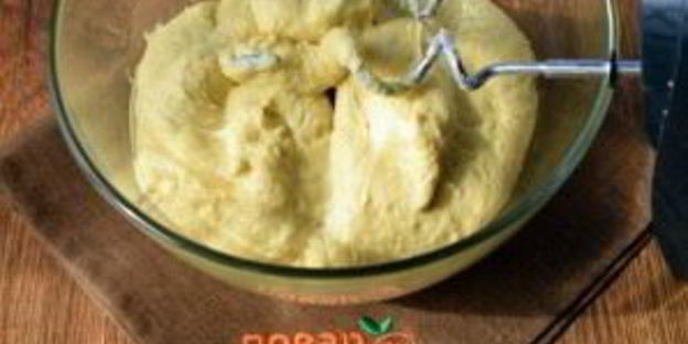 булочки с яблоками, грушей и пряностями