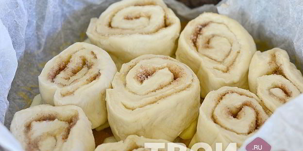 булочки с яблоками