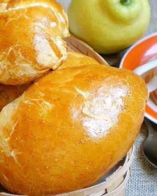 Булочки со сгущенкой вареной