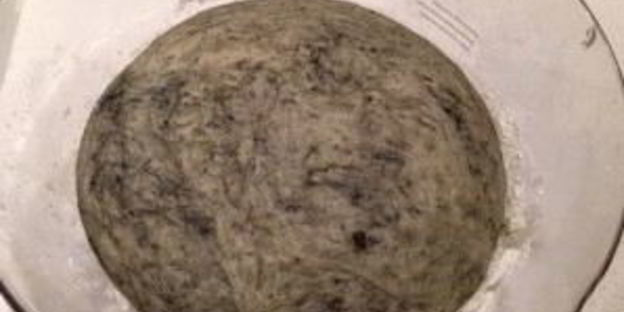 черные булочки