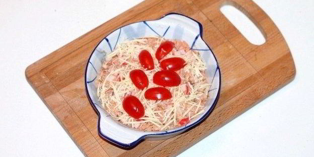 хрустящие булочки с яйцом и крабовыми палочками