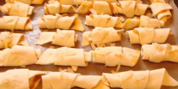 круассаны с джемом