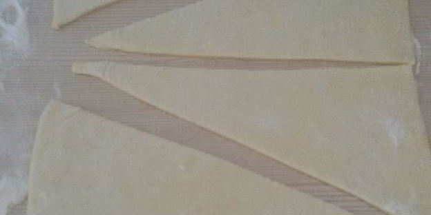 круассаны с финиками и медом