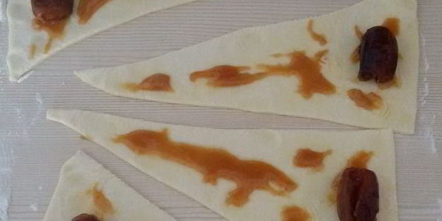 круассаны с финиками и медом