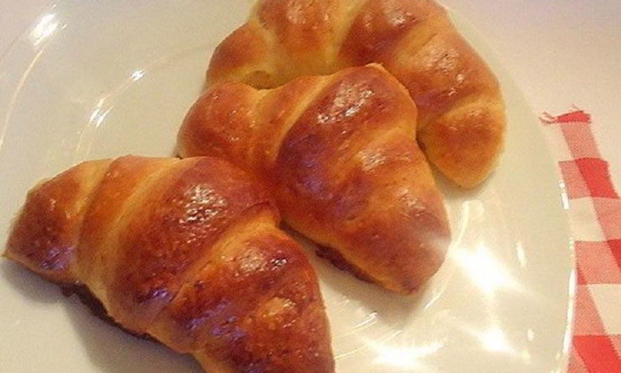 Рецепт круассанов с шоколадной начинкой