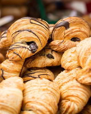 Круассаны с шоколадом