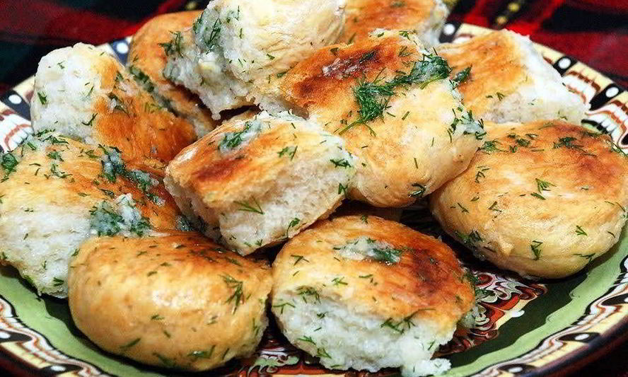 Рецепт пампушек для борща с чесноком