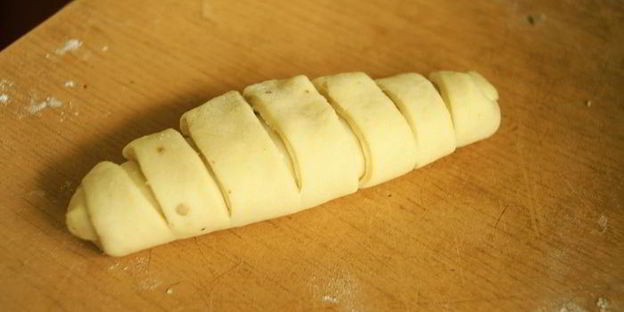 сдобные булочки с грецкими орешками