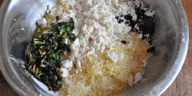 шпинатные булочки