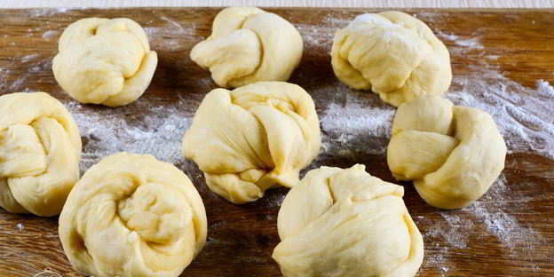 сладкие булочки из дрожжевого теста