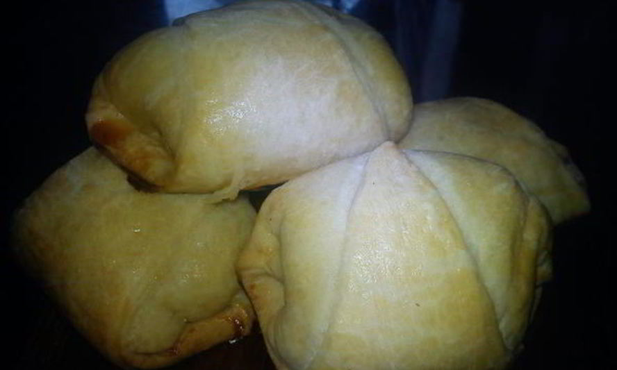 Рецепт слоеных булочек с творогом