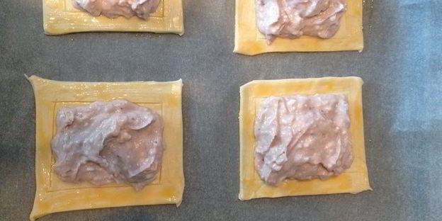 слоеные ватрушки