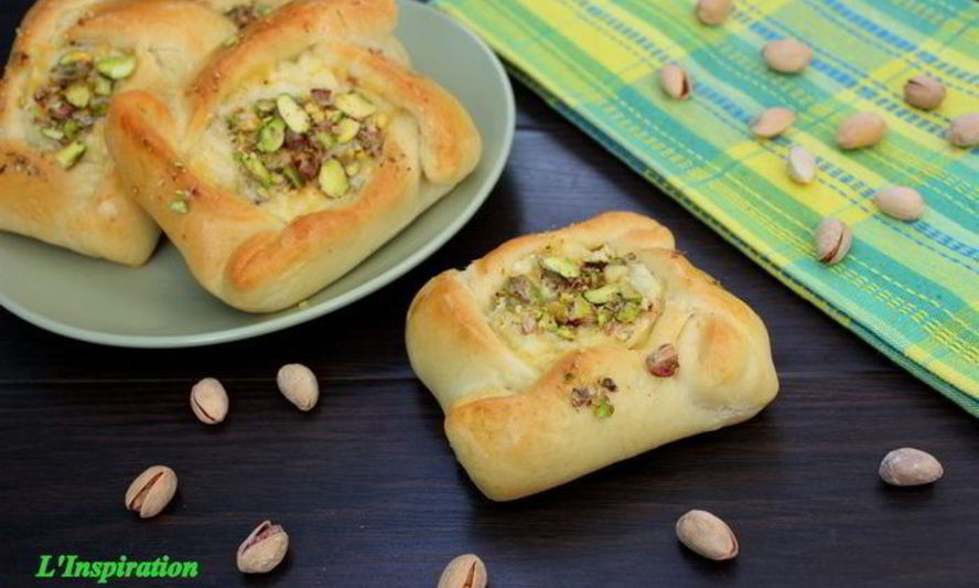 Рецепт сырных булочек с фисташками