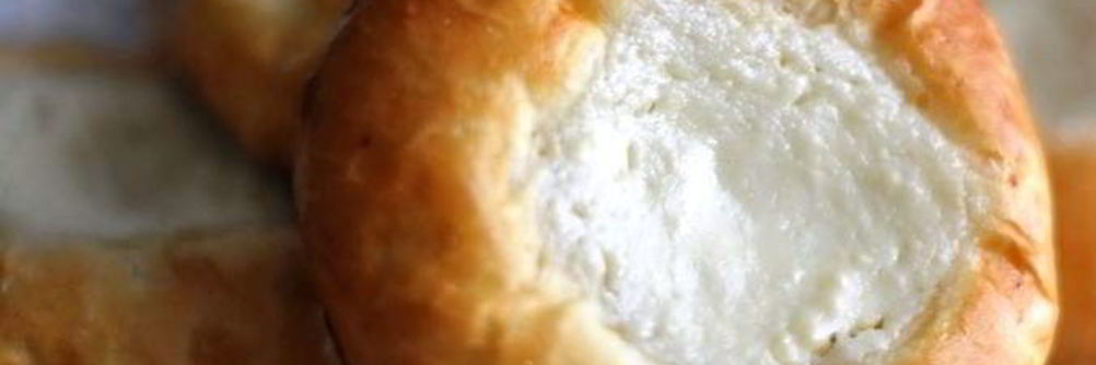 Творожные ватрушки из дрожжевого теста