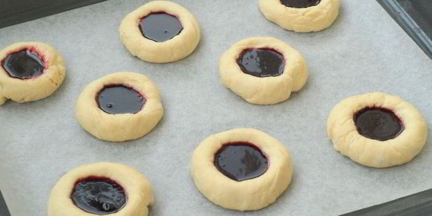 ватрушки с джемом