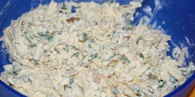 ватрушки с копченым сыром и чесноком