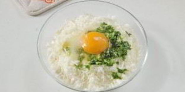 ватрушки с творогом, брынзой и зеленью