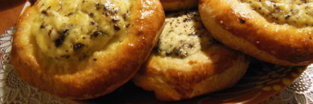 Ватрушки с творогом и шоколадом