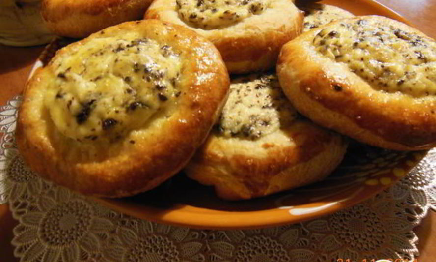 Рецепт ватрушек с творогом и шоколадом