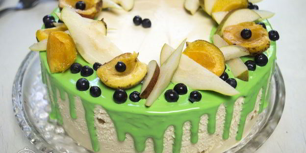 чизкейк без выпечки с карамелизированными грушами