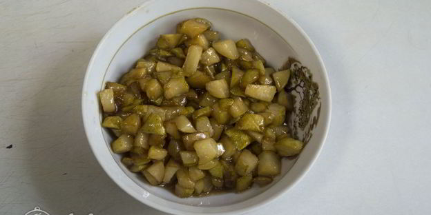 чизкейк без выпечки с карамелизированными грушами