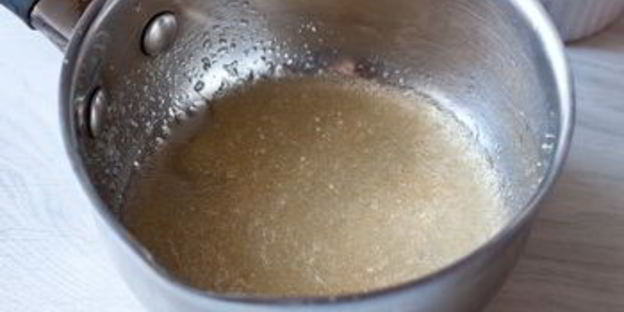 чизкейк с белым шоколадом и клубничным желе