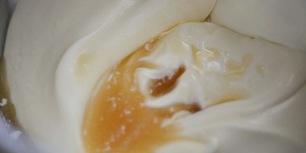 чизкейк с белым вином и виноградом