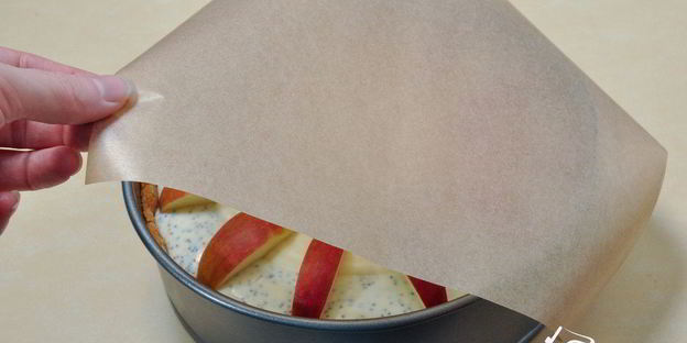 чизкейк с яблоками и маком