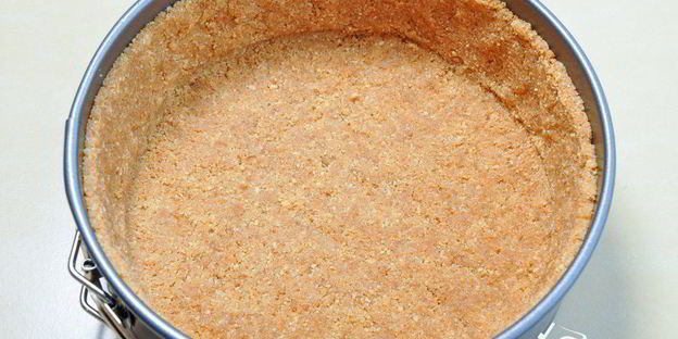 чизкейк с яблоками и маком