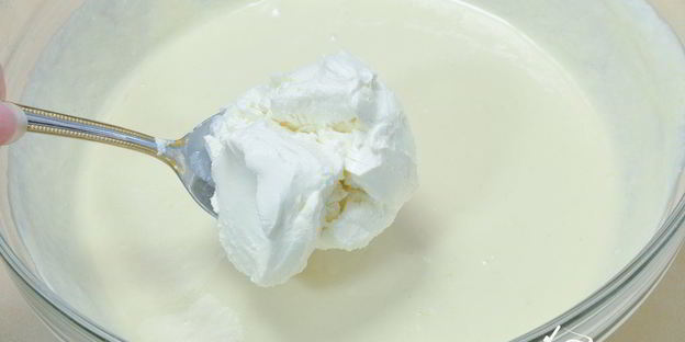 чизкейк с яблоками и маком