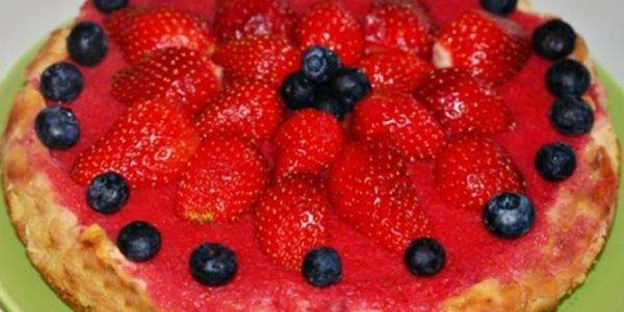 клубничный чизкейк в мультиварке