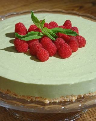 Кокосовый чизкейк на зеленом чае