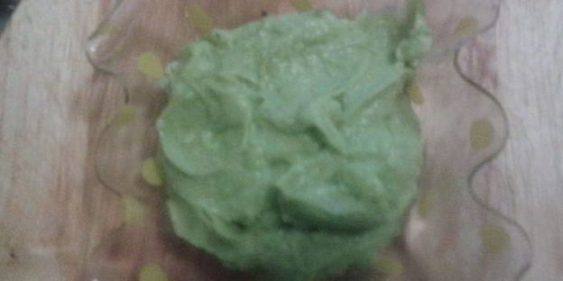 ложный чизкейк с авокадо и лососем