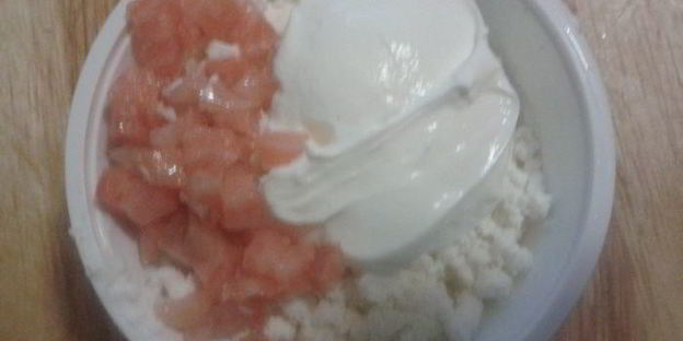 ложный чизкейк с авокадо и лососем