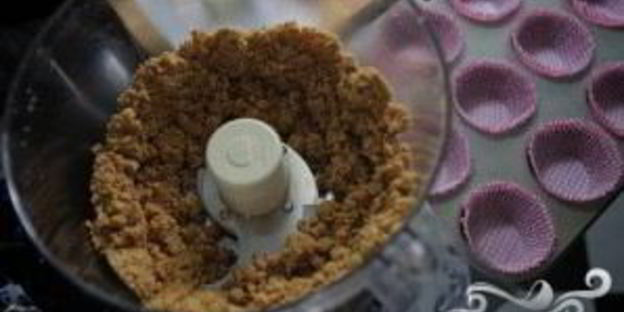 мини-чизкейки с клубникой