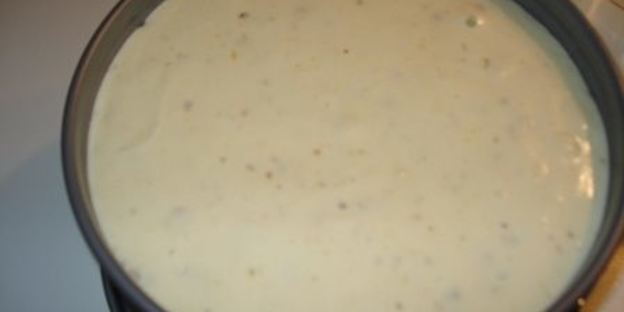 многослойный фисташковый чизкейк с малиной