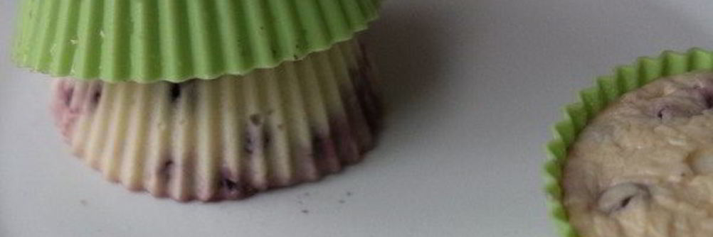 Сметанный чизкейк с брусникой на пару