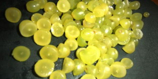 кабачковые кексы с виноградом и семечками